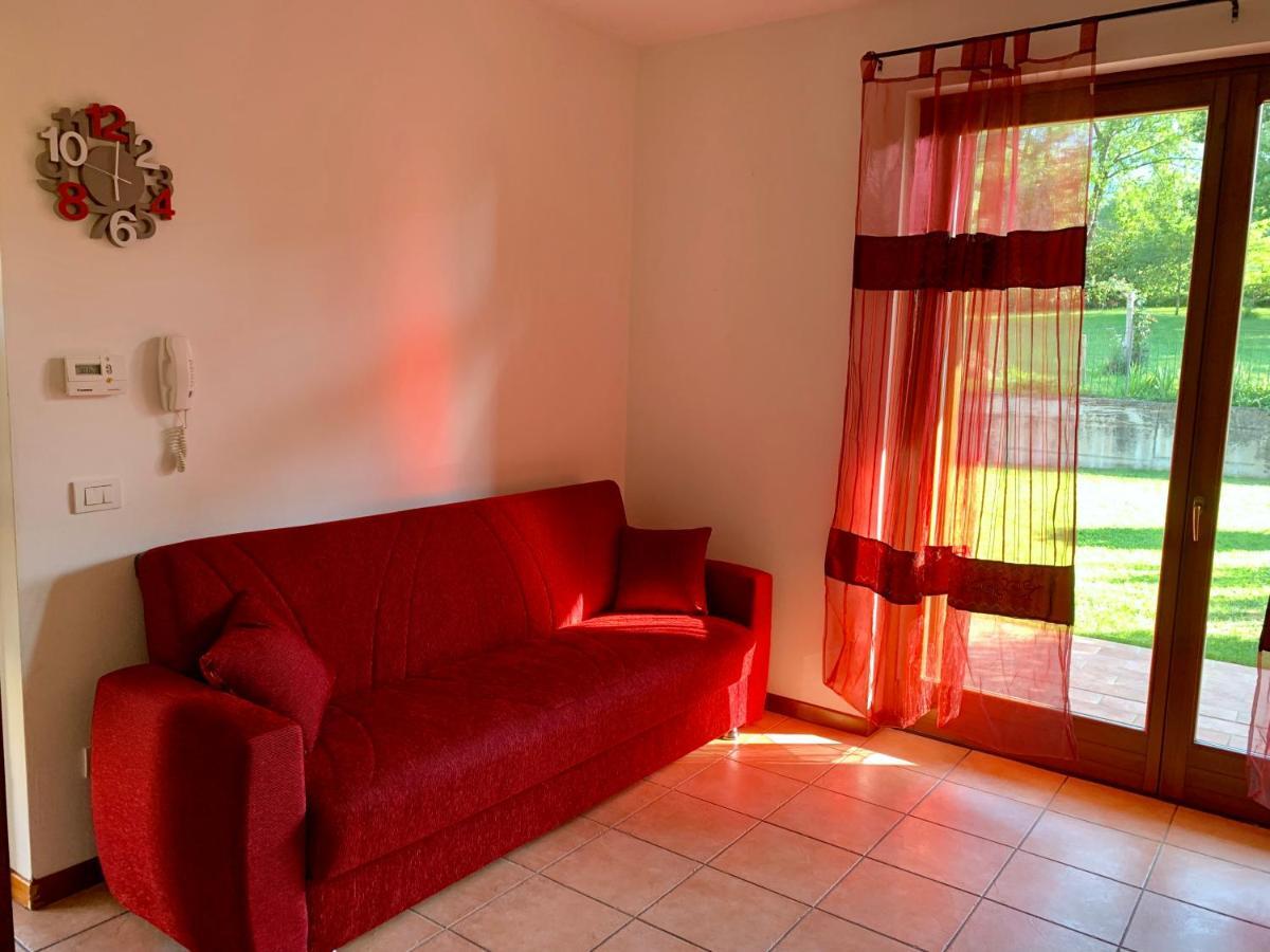 Strawberry House Villa Colico Bagian luar foto